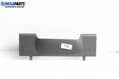 Интериорна пластмаса за Ford Mondeo III Turnier (10.2000 - 03.2007), 4+1 вр., комби, позиция: предна