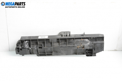 Стойка на радиатора за BMW 1 Series E81 (09.2006 - 09.2012) 118 d, 143 к.с.