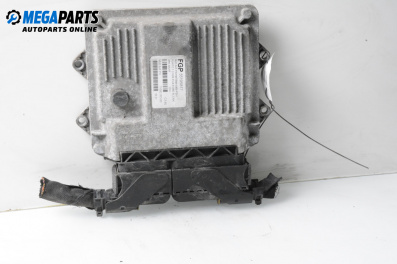 Компютър двигател за Fiat Punto Hatchback II (09.1999 - 07.2012) 1.3 JTD 16V, 70 к.с., № FGP55195817