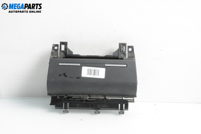 Пепелник за Audi A4 Sedan B7 (11.2004 - 06.2008)