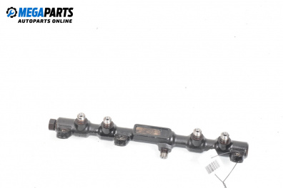 Горивна рейка за Ford Mondeo III Turnier (10.2000 - 03.2007) 2.0 16V TDDi / TDCi, 115 к.с.