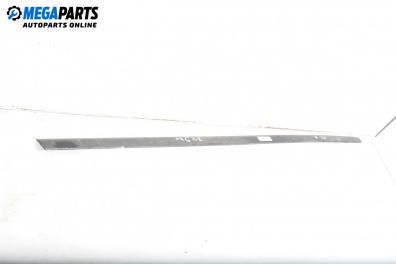 Лайсна за Ford Focus I Hatchback (10.1998 - 12.2007), хечбек, позиция: предна, лява