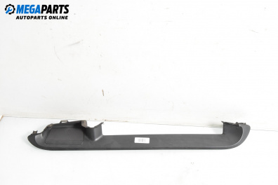 Пластмасова кора за Renault Scenic II Minivan (06.2003 - 07.2010), 4+1 вр., миниван