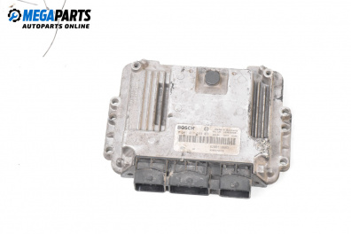 Компютър двигател за Renault Scenic II Minivan (06.2003 - 07.2010) 1.9 dCi (JM0G, JM12, JM1G, JM2C), 120 к.с., BOSCH №  0 281 011 549