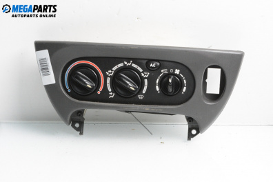 Панел климатик за Renault Scenic I Minivan (09.1999 - 07.2010)
