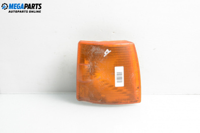 Мигач за Volkswagen Transporter IV Box (07.1990 - 04.2003), товарен, позиция: дясна