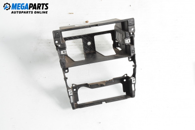 Централна конзола за Ford Mondeo IV Hatchback (03.2007 - 01.2015)