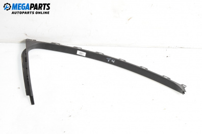 Интериорна лайсна за Ford Mondeo IV Hatchback (03.2007 - 01.2015), 4+1 вр., хечбек