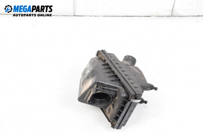 Филтърна кутия за Nissan Primera Hatchback III (01.2002 - 06.2007) 1.9 dCi