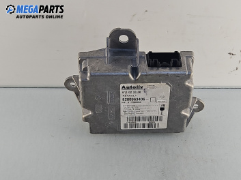 Модул за AIRBAG за Renault Clio III Hatchback (01.2005 - 12.2012), № 8200963406
