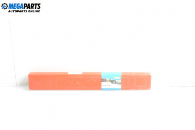 Триъгълник за Renault Clio III Hatchback (01.2005 - 12.2012)