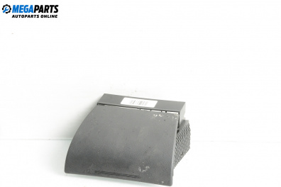 Пепелник за Audi A2 Hatchback (02.2000 - 08.2005)