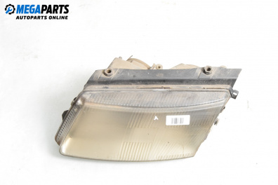 Фар за Volkswagen Passat III Variant B5 (05.1997 - 12.2001), седан, позиция: лява