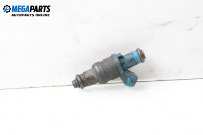 Дюза бензин за Volkswagen Passat III Variant B5 (05.1997 - 12.2001) 1.6, 101 к.с.