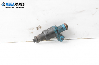 Дюза бензин за Volkswagen Passat III Variant B5 (05.1997 - 12.2001) 1.6, 101 к.с.