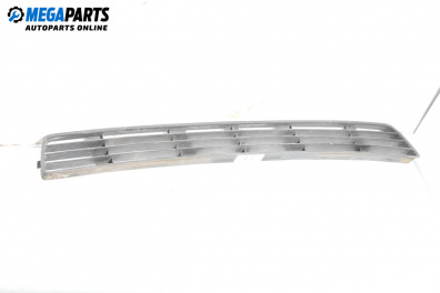 Решетка в броня за Audi A4 Avant B5 (11.1994 - 09.2001), комби, позиция: предна