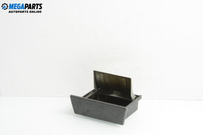 Пепелник за Toyota Avensis I Sedan (09.1997 - 02.2003)