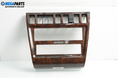 Централна конзола за Audi A8 Sedan 4D (03.1994 - 12.2002)