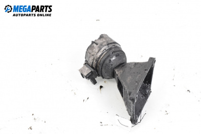 Лапа двигател за Audi A8 Sedan 4D (03.1994 - 12.2002) 2.5 TDI, 150 к.с.