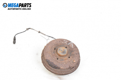 Шенкел главина за Nissan Micra III Hatchback (01.2003 - 06.2010), позиция: задна, дясна