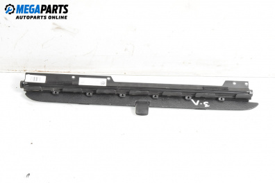 Щора багажник за Volkswagen Passat V Variant B6 (08.2005 - 11.2011), комби