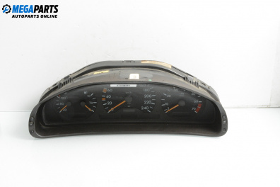 Километраж за Mercedes-Benz E-Class Sedan (W210) (06.1995 - 08.2003) E 200 (210.035), 136 к.с.