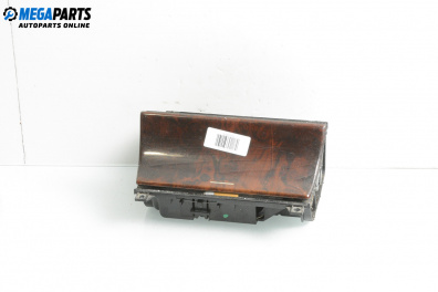 Пепелник за Mercedes-Benz E-Class Sedan (W210) (06.1995 - 08.2003)