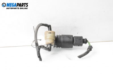 Помпичка за чистачки за Volkswagen Golf IV Hatchback (08.1997 - 06.2005)