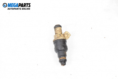 Дюза бензин за Volkswagen Passat II Variant B3, B4 (02.1988 - 06.1997) 1.6, 101 к.с.