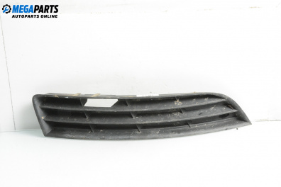 Решетка за Volkswagen Passat V Variant B6 (08.2005 - 11.2011), комби, позиция: предна