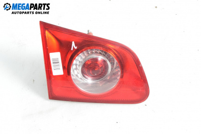 Вътрешен стоп за Volkswagen Passat V Variant B6 (08.2005 - 11.2011), комби, позиция: лява