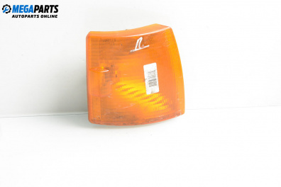 Мигач за Volkswagen Transporter IV Platform (07.1990 - 04.2003), товарен, позиция: дясна