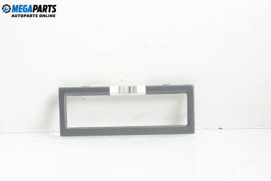 Интериорна пластмаса за Volkswagen Golf IV Hatchback (08.1997 - 06.2005), 2+1 вр., хечбек, позиция: предна