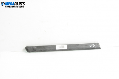 Външни лайсни за Volkswagen Golf IV Hatchback (08.1997 - 06.2005), хечбек, позиция: дясна