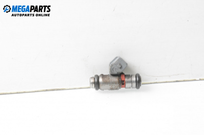 Дюза бензин за Volkswagen Golf IV Hatchback (08.1997 - 06.2005) 1.4 16V, 75 к.с.