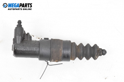 Долна помпа за съединител за Volkswagen Passat IV Sedan B5.5 (10.2000 - 12.2005)