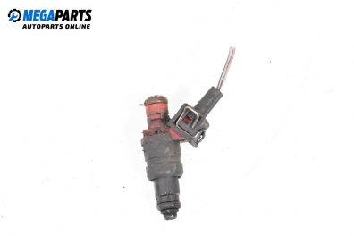 Дюза бензин за Mercedes-Benz C-Class Estate (S202) (06.1996 - 03.2001) C 180 T (202.078), 122 к.с.