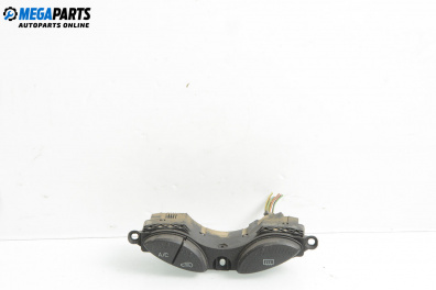 Бутони волан за Ford Focus I Hatchback (10.1998 - 12.2007)