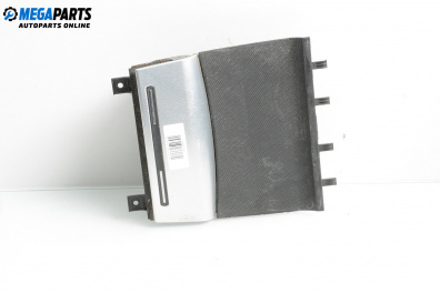 Пепелник за Audi A3 Sportback I (09.2004 - 03.2015)