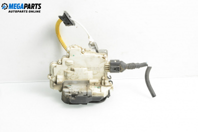 Брава на врата за Audi A3 Sportback I (09.2004 - 03.2015), позиция: предна, дясна