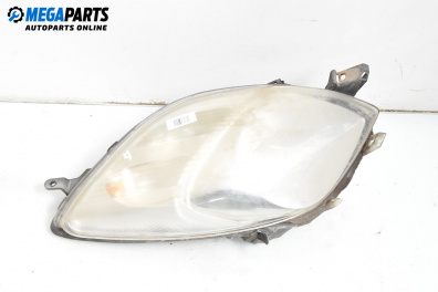 Фар за Toyota Yaris Hatchback II (01.2005 - 12.2014), хечбек, позиция: дясна