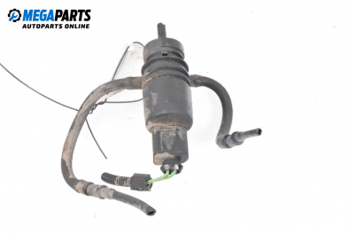 Помпичка за чистачки за Volkswagen Golf IV Hatchback (08.1997 - 06.2005)