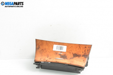 Пепелник за Mercedes-Benz E-Class Sedan (W211) (03.2002 - 03.2009)