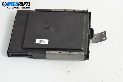 Поставка за чаши за Nissan Micra III Hatchback (01.2003 - 06.2010)