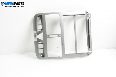 Централна конзола за Peugeot 307 Hatchback (08.2000 - 12.2012)