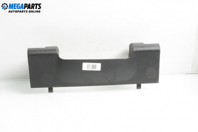 Интериорна пластмаса за Ford Mondeo III Turnier (10.2000 - 03.2007), 4+1 вр., комби, позиция: предна