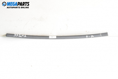 Външни лайсни за Ford Mondeo III Turnier (10.2000 - 03.2007), комби, позиция: предна