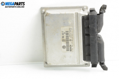 Компютър двигател за Volkswagen Passat III Variant B5 (05.1997 - 12.2001) 1.8, 125 к.с., № 8D0 906 018 F