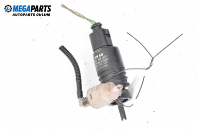 Помпичка за чистачки за Volkswagen Golf V Hatchback (10.2003 - 02.2009)