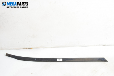 Външни лайсни за Volvo V70 II Estate (11.1999 - 12.2008), комби, позиция: дясна